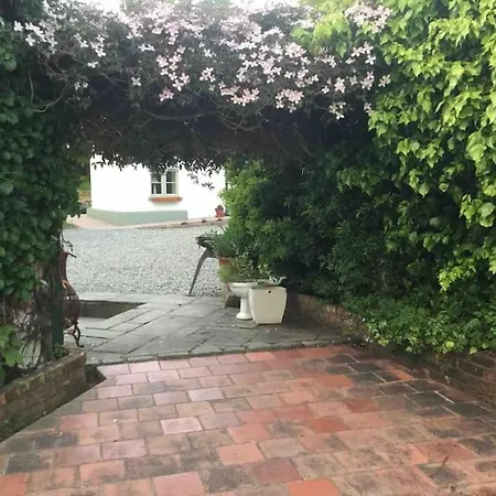 An Bothan-cosy In The Cooley Mountains アパート