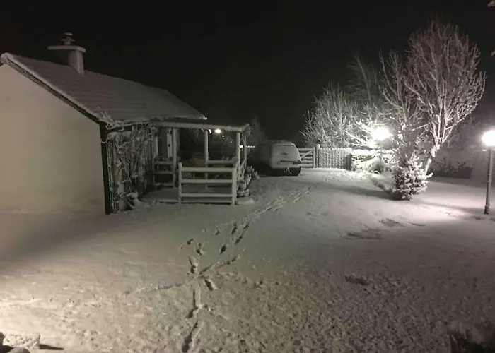 An Bothan-cosy In The Cooley Mountains *