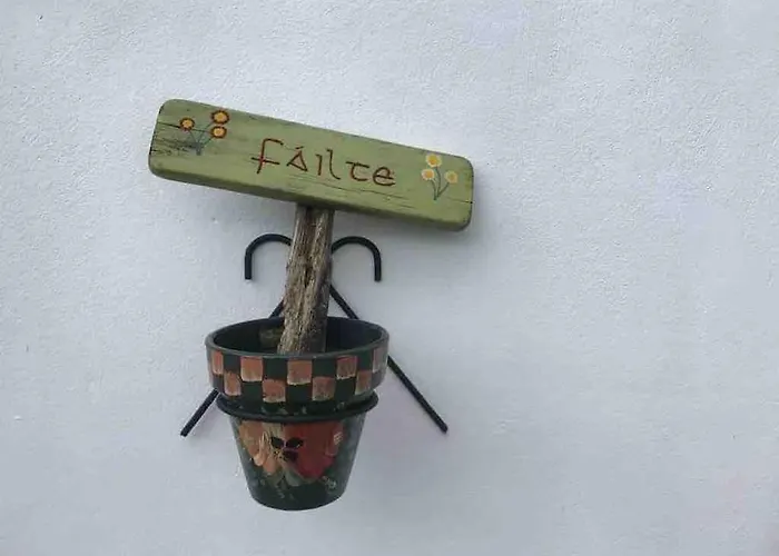 An Bothán-cosy In The Cooley Mountains